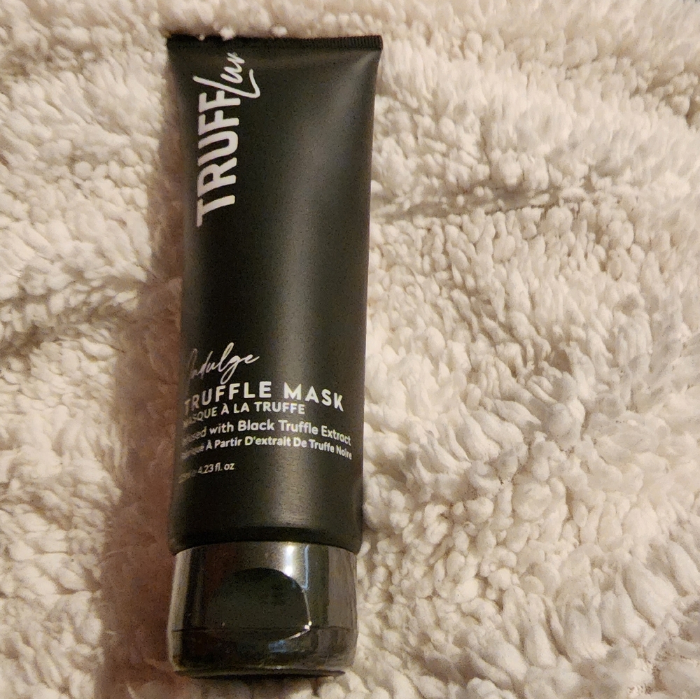 TruffLuv: Indulge Truffle Hair Mask
